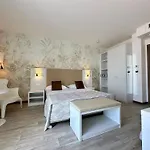 Hotel Nizza Frontemare Superior 3 Stelle