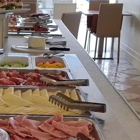 Nizza Frontemare Superior 3 Stelle Hotel 3*