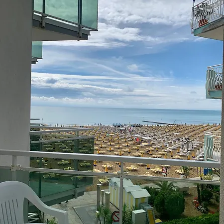 Hotel Nizza Frontemare Superior 3 Stelle