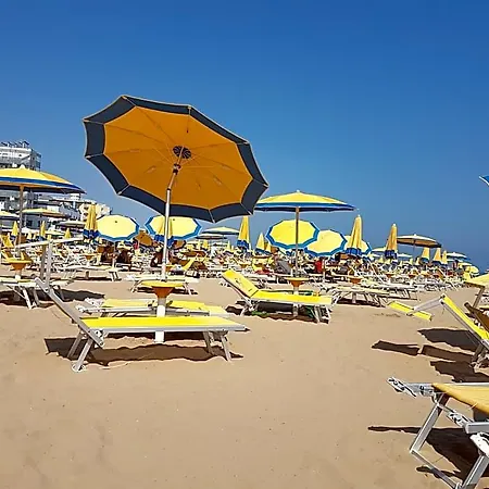 Nizza Frontemare Superior 3 Stelle Hotel Lido di Jesolo
