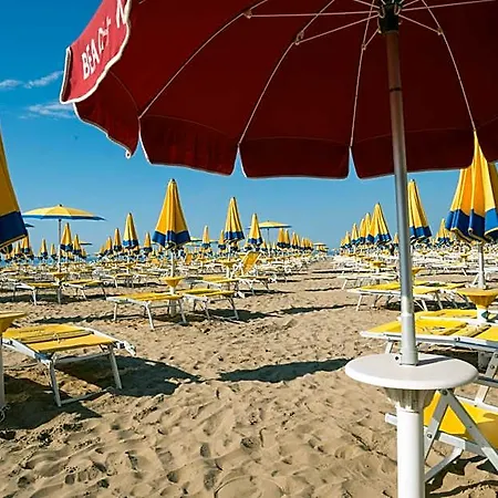 Nizza Frontemare Superior 3 Stelle فندق ليدو دي يسولو