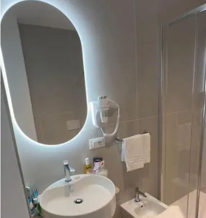 Hotel Nizza Frontemare Superior 3 Stelle 3*