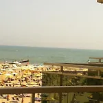 Nizza Frontemare Superior 3 Stelle Отель Лидо-ди-Езоло