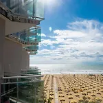 Отель Nizza Frontemare Superior 3 Stelle 3*