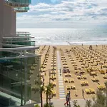 Nizza Frontemare Superior 3 Stelle 3* Лидо-ди-Езоло