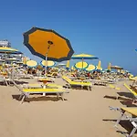 Отель Nizza Frontemare Superior 3 Stelle 3*